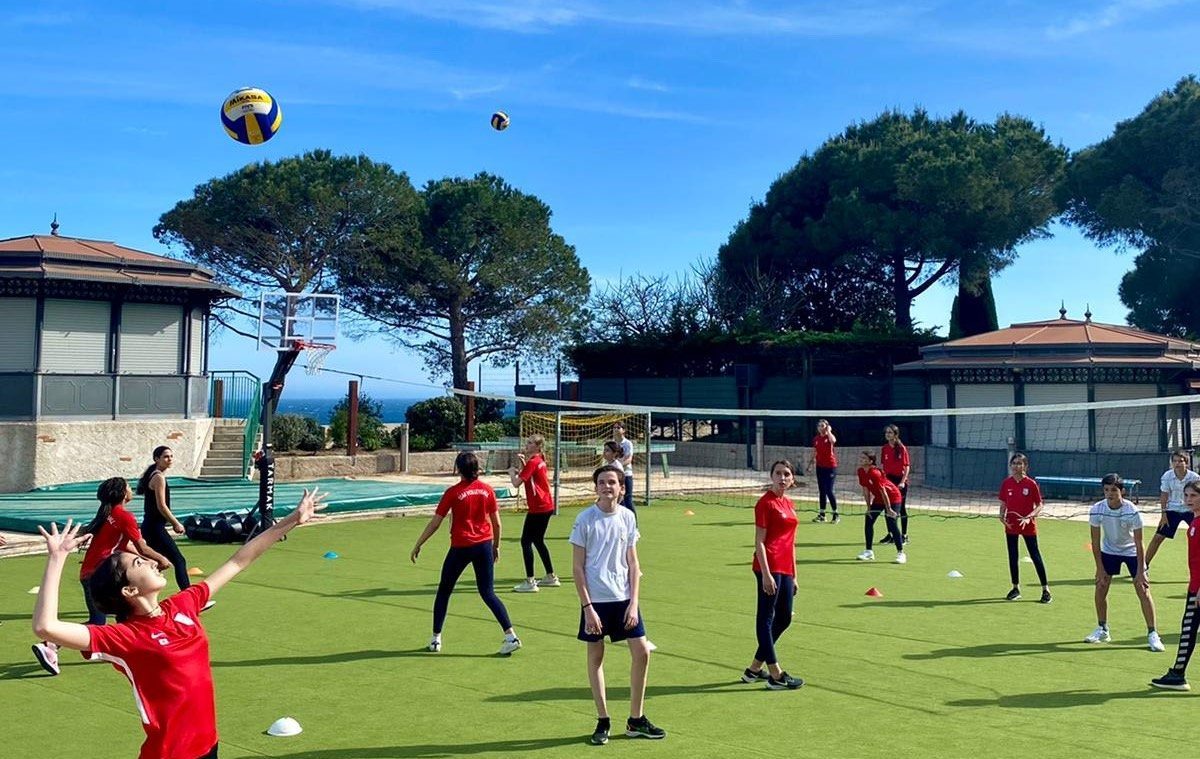 Volleyball Club resumes practice Image