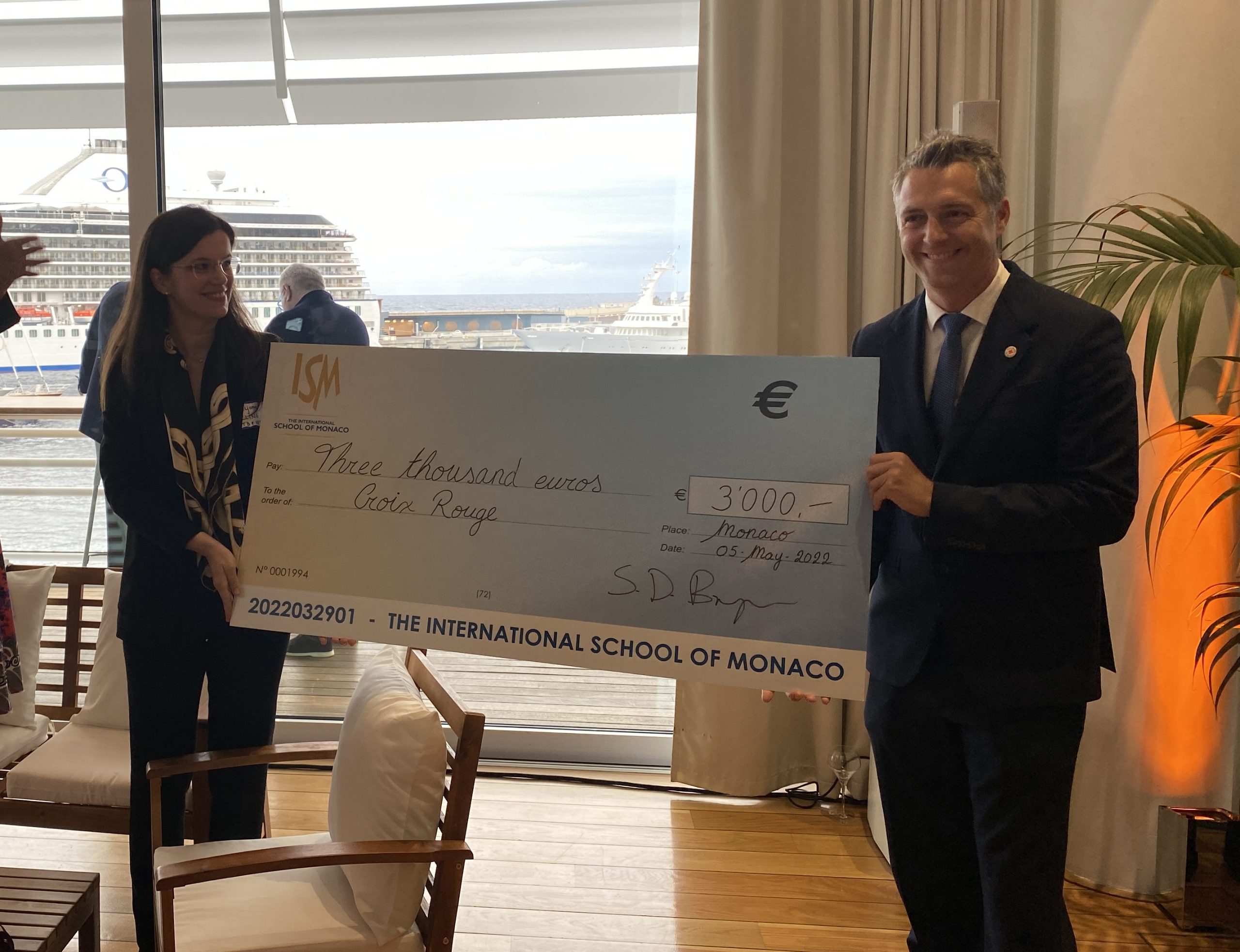 PTA presents donation to Red Cross Monaco Image